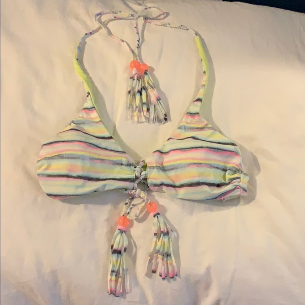 Halter bikini top